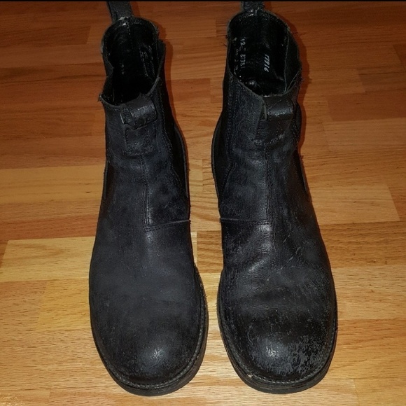Frye Other - Frye Distressed Chelsea Boots